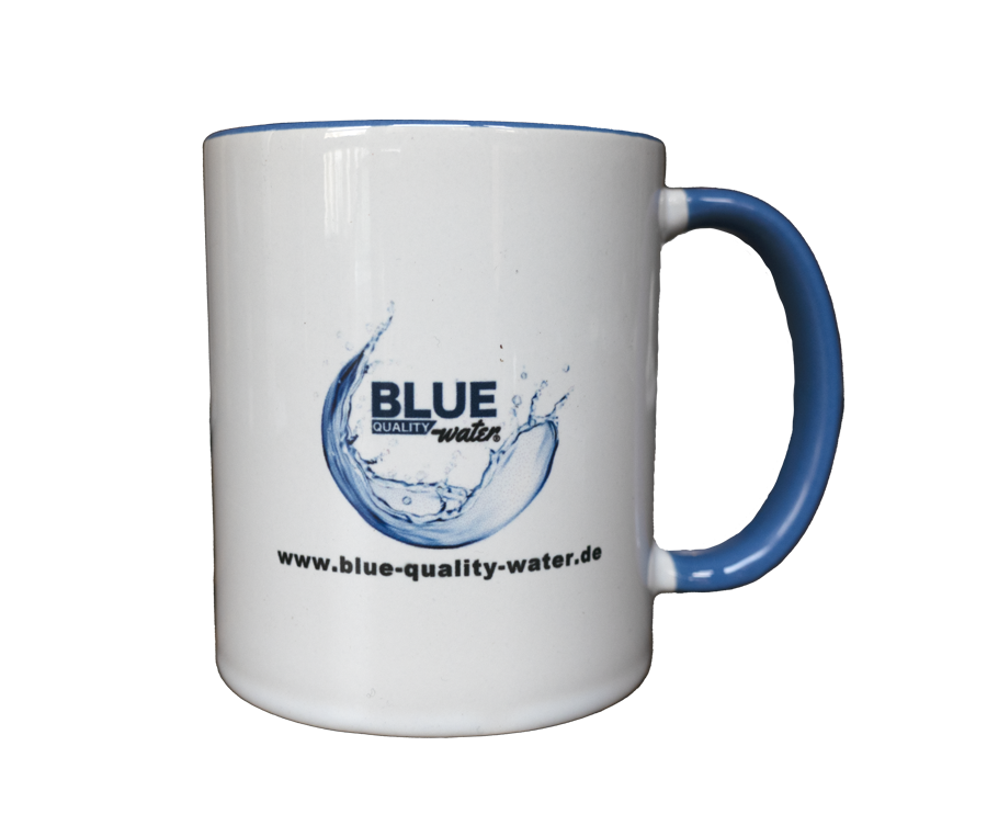 Tasse mit Logo und Scan me